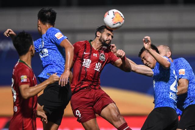 塔图姆36+12哈利伯顿25+10 绿军险胜步行者1-0