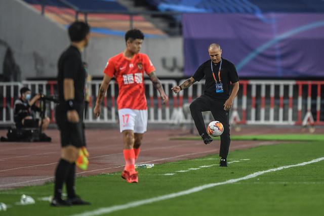 大乐透开4注1千万分落4地 奖池余额14.72亿